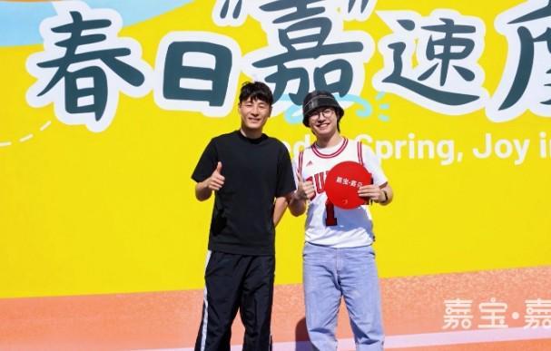 开云-武磊以“三娃爸爸”身份分享经验：家长要多陪伴孩子一起运动
