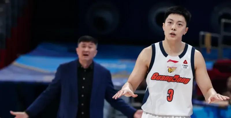 开云-京粤大战郭士强收获满满！胡明轩曾凡博周琦满状态，赵睿维持健康